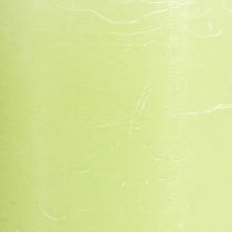 Article Bougies unies vert citron​​​​​​​ Bougies pilier 70×120mm 4 pcs