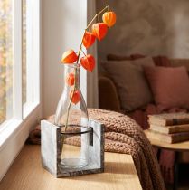 Article Vase en verre sur support en bois gris de 20 cm. Décoration rustique avec bouteille en verre.