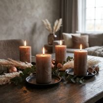 Article Bougies piliers modernes, lot de 4, couleur cuivre métallisé, Ø70x100mm - Bougies élégantes et unies pour une décoration raffinée