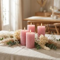 Article Lot de 4 bougies piliers rustiques, rose antique, bougies de qualité, teintées dans la masse, 80 x 110 mm, pour une décoration élégante et une longue durée de combustion.