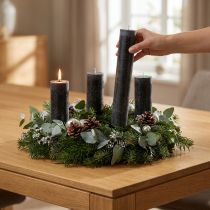 Article Grandes bougies Bougies bâton noires 50mm x 300mm 4 pcs