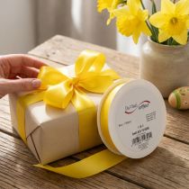Article Ruban cadeau et décoration jaune 25 mm x 50 m