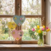 Article Pendentifs décoratifs en forme de cœur avec papillons pour la décoration printanière, 10,5 cm, lot de 3