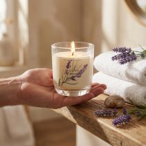 Article Bougie parfumée dans un verre crème lavande camomille Ø7,5cm H8,5cm
