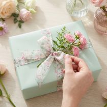 Article Ruban cadeau à motif floral pour un emballage cadeau élégant, 15 m