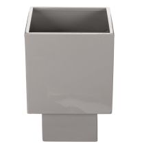 Article Pot de fleurs cubique gris avec socle pour une décoration moderne, 22 cm