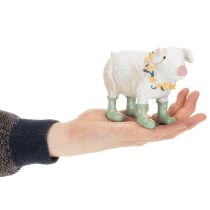 Article Cochon décoratif avec bottes en caoutchouc – Figurine de ferme amusante avec couronne de fleurs 15,5 cm