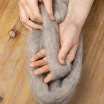 Article Cordon de laine décoratif gris naturel, 2 m, laine feutrée pour loisirs créatifs et art floral