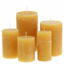 Article Bougies de couleur unie, couleurs miel, différentes tailles