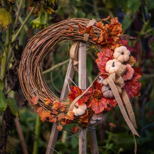 Article Citrouille décorative en tissu sur bâton jaune marron orange Ø7cm 9 pcs