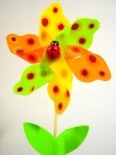 Floristik24 Moulin à vent avec coccinelle sur bâton 7,5 cm 18 pcs