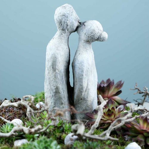 Article Figurine décorative couple embrassant pierre coulée gris 10 × 8cm H28cm