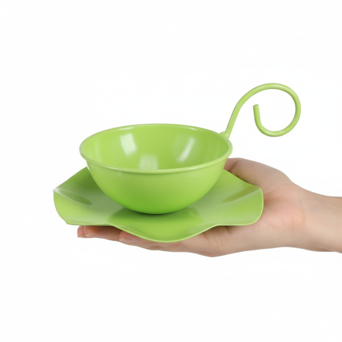 Article Tasse décorative en métal avec soucoupe, vert clair, H 8 cm Ø 11,5 cm, lot de 2