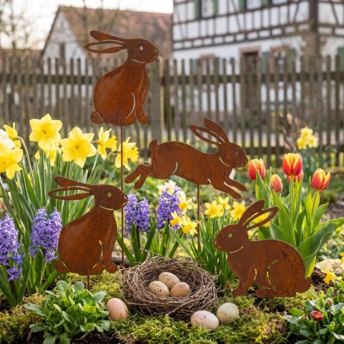 Article Lapin décoratif à piquer pour Pâques, finition rouillée, style champêtre, 60 cm, lot de 4