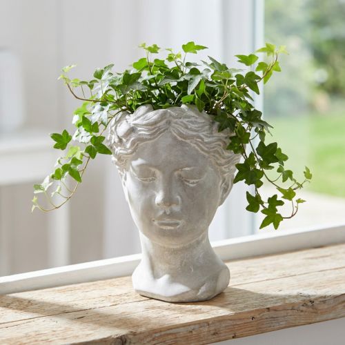 Cache-pot tête de femme jardinière décorative blanc lavé 15×16×21cm | Floristik24.be