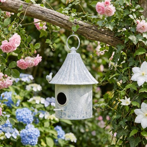 Nichoir à suspendre en métal blanc bleu Ø15cm H21cm | Floristik24.be