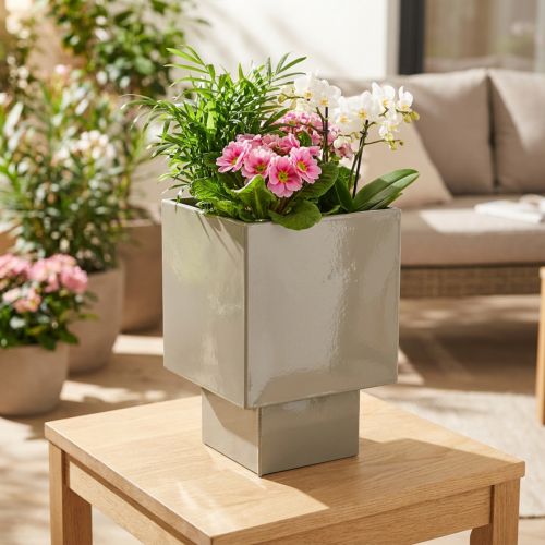 Article Pot de fleurs cubique vert, 22 cm, avec support surélevé