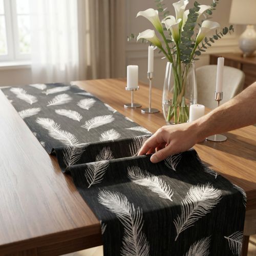 Chemin de table avec motif à plumes 30 x 500 cm | Floristik24.be