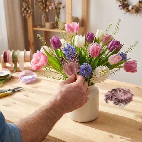 Véritables plumes de pintade roses à pois 4-12cm 100 pièces | Floristik24.be