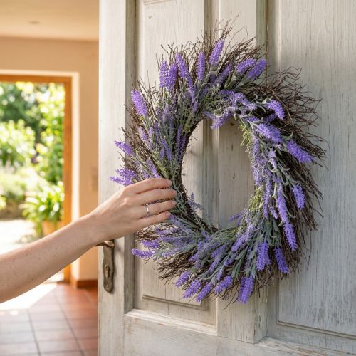 Couronne de lavande artificielle pour le printemps, décoration de porte, couronne décorative pour l'entrée, 60 cm | Floristik24.be
