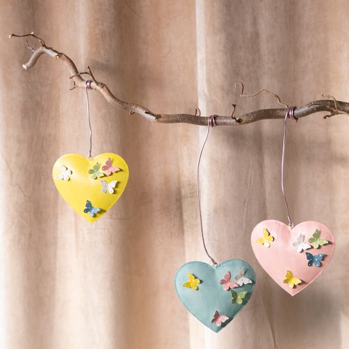 Article Pendentifs décoratifs en forme de cœur avec papillons pour la décoration printanière, 10,5 cm, lot de 3
