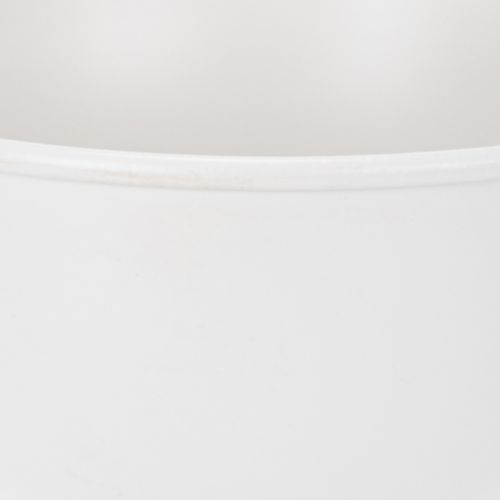 Article Trophée de 18 cm, élément de décoration de table et design d'intérieur moderne.