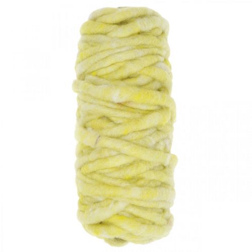 Cordon feutre avec fil de laine jaune pastel 20m