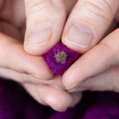 Cordon en laine duveteuse Mirabell violet 25 m, ruban décoratif pour l'art floral et les loisirs créatifs. | Floristik24.be