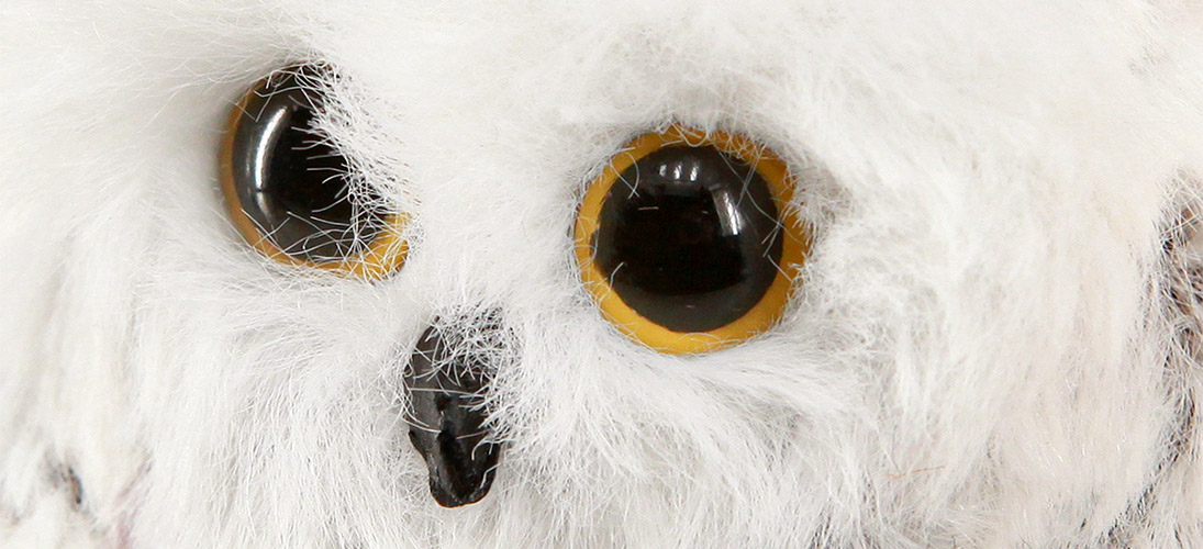 Figurines de hibou et hérisson
