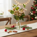 Décoration de Noël : roses artificielles, bouquet de 4 roses de 30 cm. | Floristik24.be