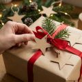 Etiquettes cadeaux Noël papier étoile marron Ø5.5cm 100p | Floristik24.be