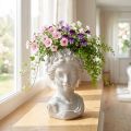Sculpture buste féminin en pierre moulée, jardinière grise antique 15×14×25cm | Floristik24.be