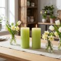 Bougies piliers unies, vert citron, 85 × 150 mm, lot de 2, bougies de haute qualité pour créer une ambiance chaleureuse et décorer votre intérieur. | Floristik24.be
