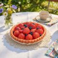 Faux gâteau décoratif à la fraise pour la décoration de gâteaux, Ø15cm | Floristik24.be