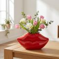 Vase décoratif en céramique rouge avec bouche à baiser, 17 x 8,5 x 9 cm | Floristik24.be