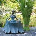 Floristik24 Figurine jardin bain d&#39;oiseau fille en robe fleurie H33.5cm