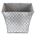 Pot en zinc à motif losanges,